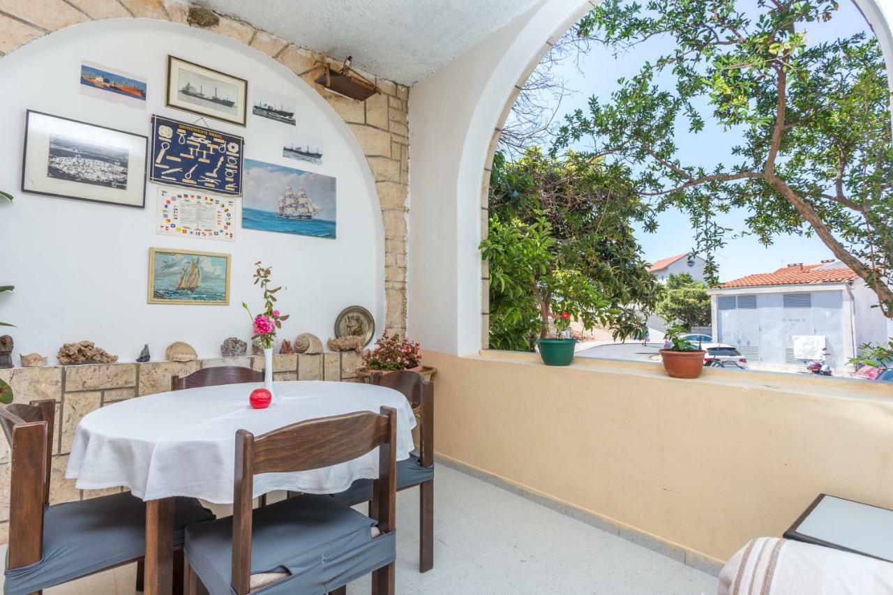 Apartment Branka Kustura 2 Hvar Town Extérieur photo